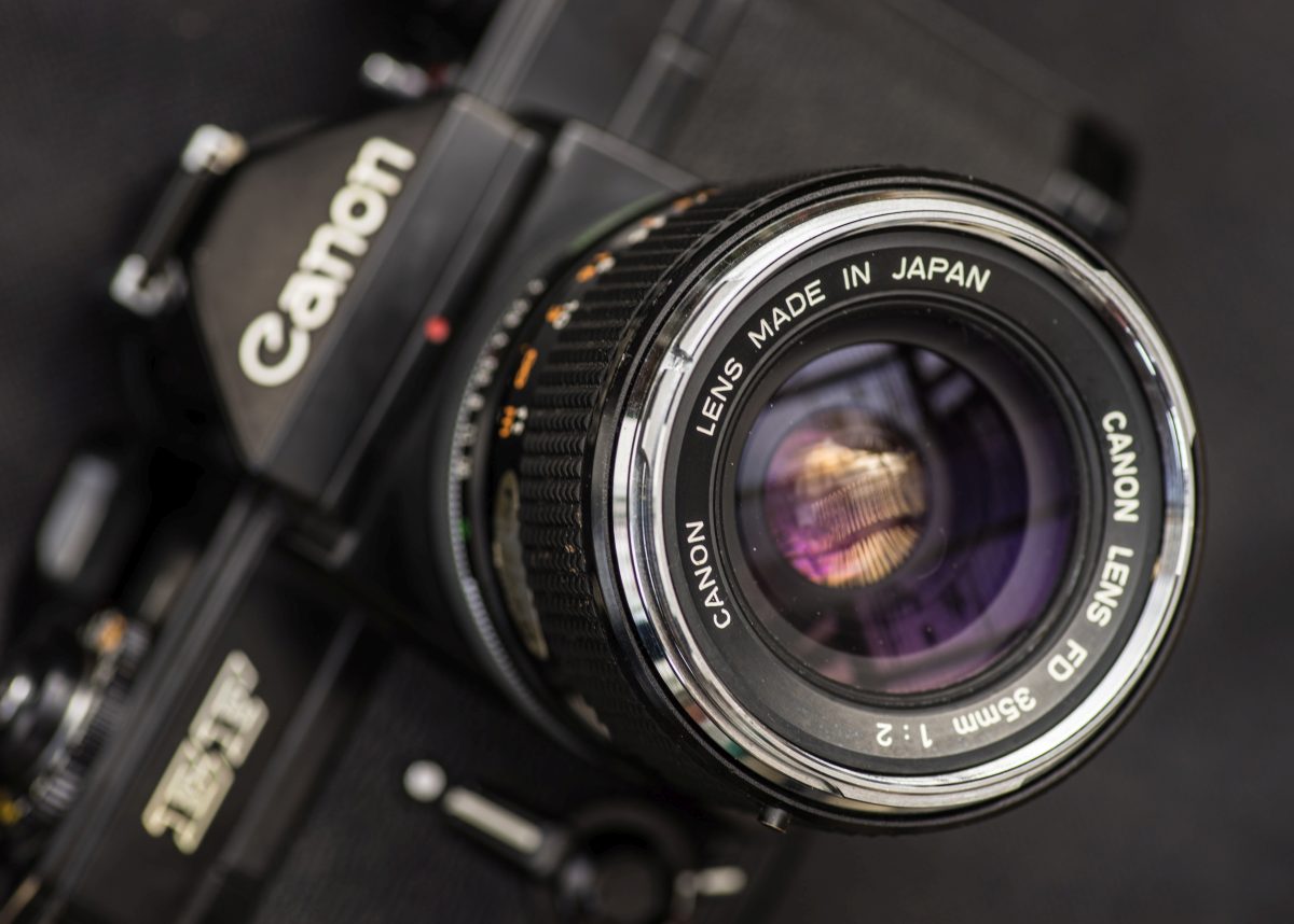 Canon Lens
              FD 35mm 1:2
