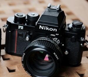 Nikon F3 --
                LINK